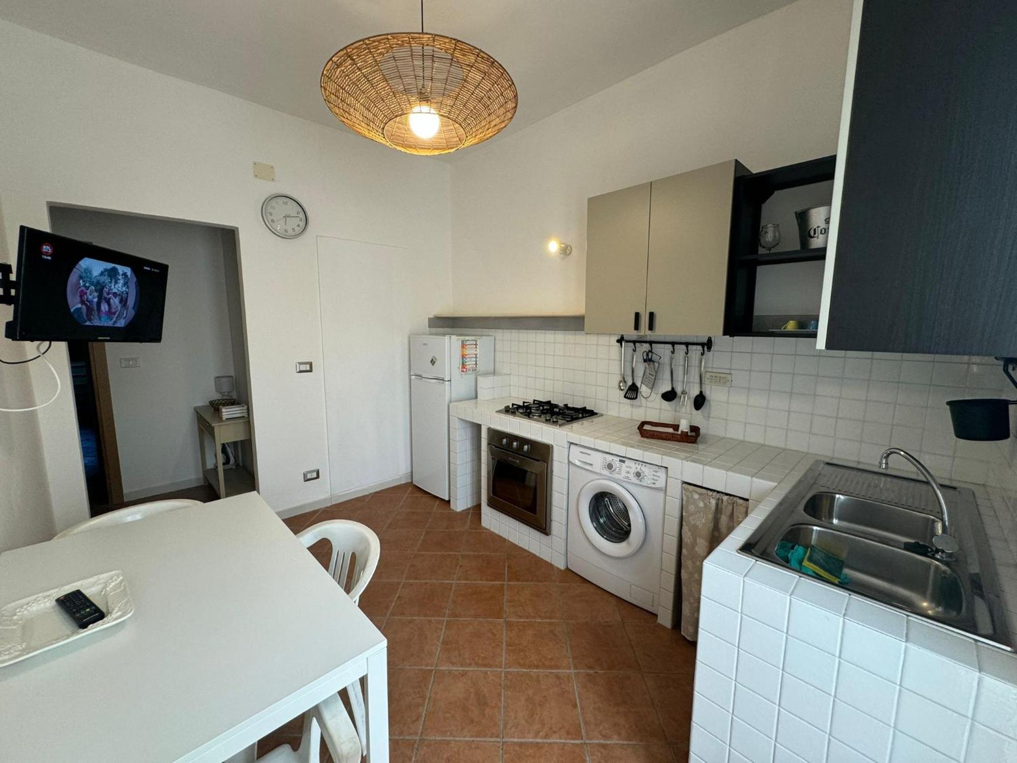 C&c Baia Apartment *